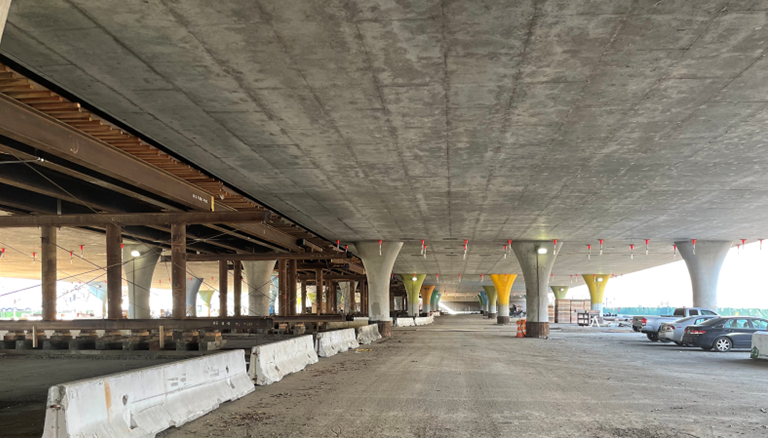 Bridge falsework under W/X freeway